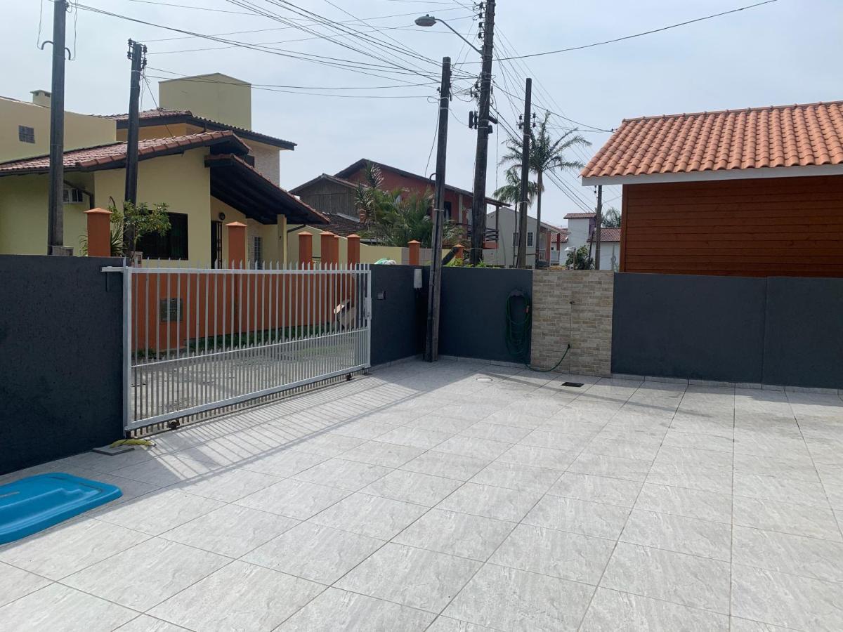 Villa Casa De Temporada No Sul Da Ilha Com Piscina Florianópolis Exterior foto